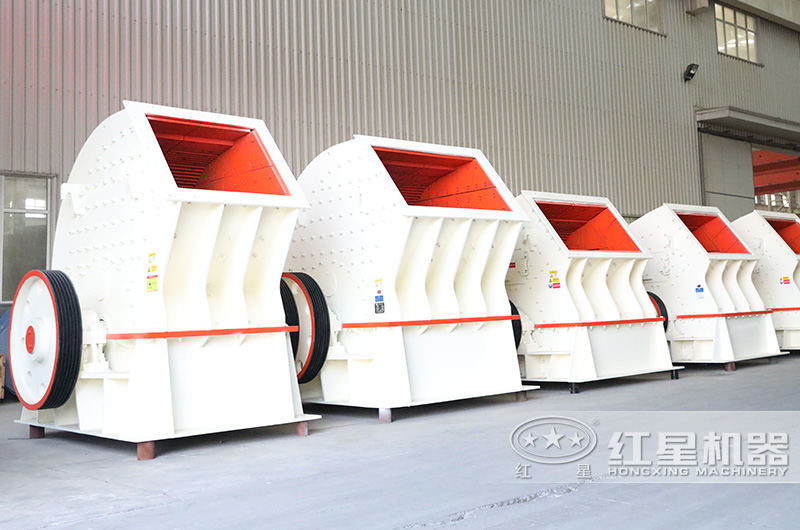 錘式破碎機(jī)，時產(chǎn)可達(dá)3200噸